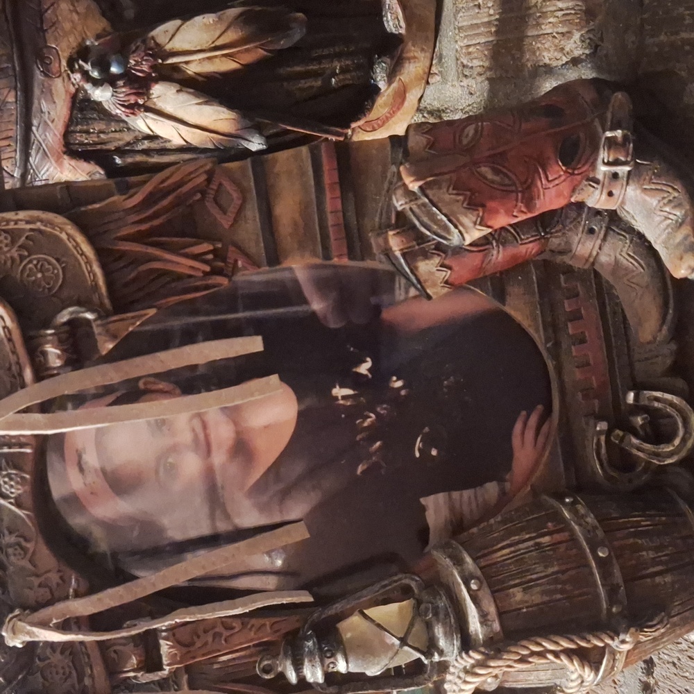 Hobby Lobby western themed ceramic picture frame - Picture 2 of 5